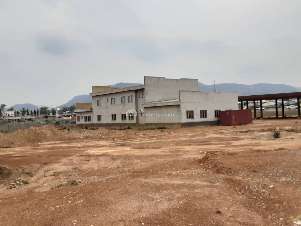 Filling Station with Office and Admin Building at Kubwa Expressway, Kubwa Expressway By Dutse, Kubwa, Abuja, Filling Station for Sale