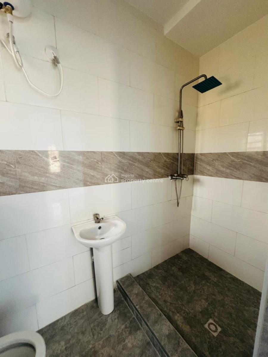 4 Bedroom Semi Detached Duplex at Magodo Phase 1, Gra Phase 1, Magodo, Lagos, Semi-detached Duplex for Sale