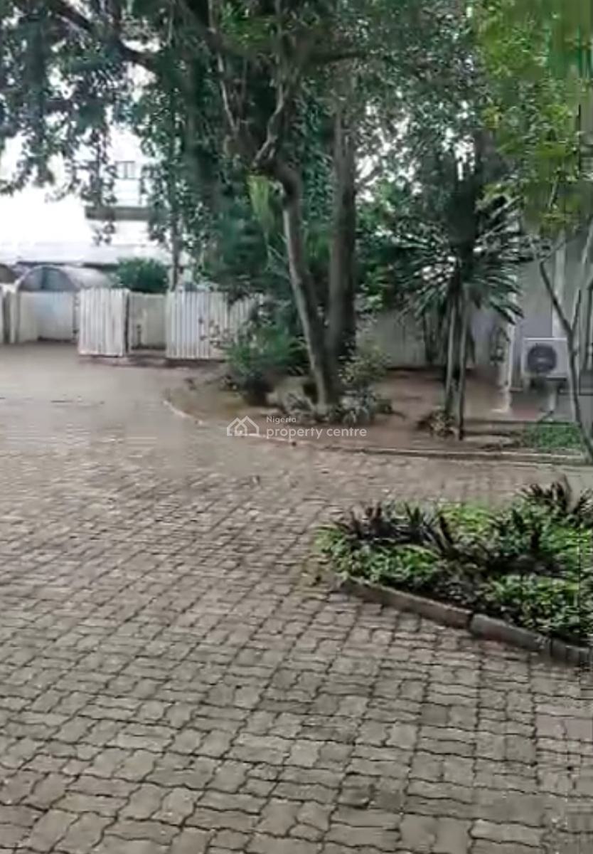 6 Bedroom, 4 Rooms Bqts with Swimming Pool.  Land Size: 3,700 Sqm., Probyn, Old Ikoyi, Ikoyi, Lagos, Mixed-use Land for Sale