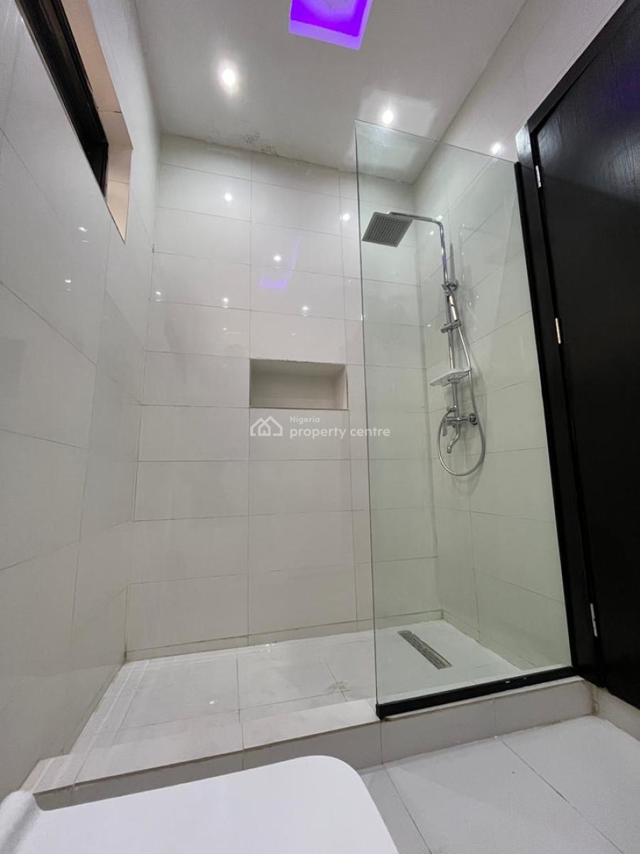 Luxury Built 5 Bedroom Fully Detached Duplex in a Gated Community, Gated Area|spacious Rooms|ample Car Park, Magodo, Lagos, Detached Duplex for Sale