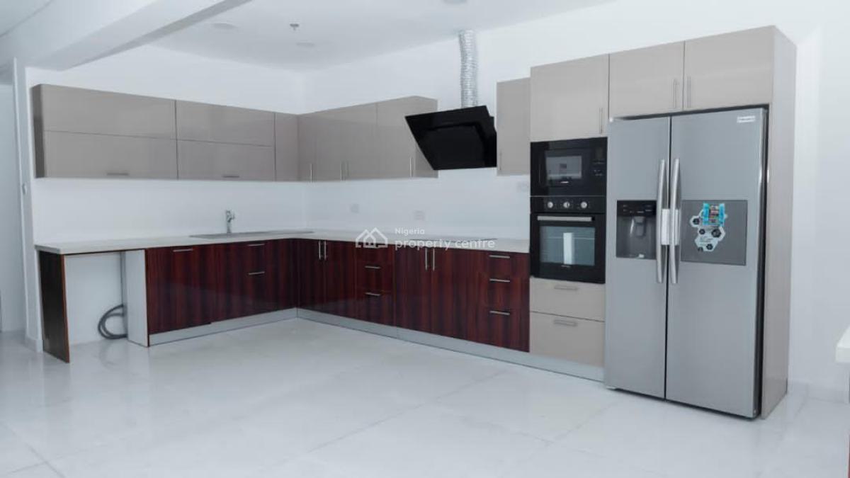 High Rise Property on 2031 Sqm 1st Floor to 5th Floor: Dedicated Parki, Victoria Island (vi), Lagos, Plaza / Complex / Mall for Sale