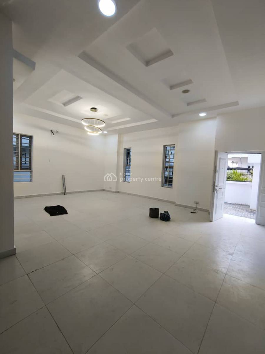 Spacious Well Remodeled Modern 5 Bedroom Fully Detached Duplex with Bq, Chevron Alternative, Lekki, Lagos, Detached Duplex for Rent