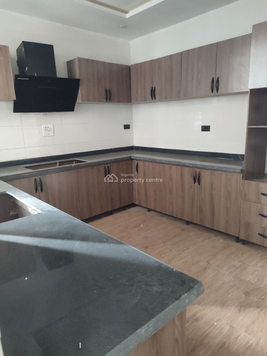 Well-finished Home in a Secure and High-value Lekki Neighborhood, Behind Chevron, Ikota, Lekki, Lagos, Terraced Duplex for Sale