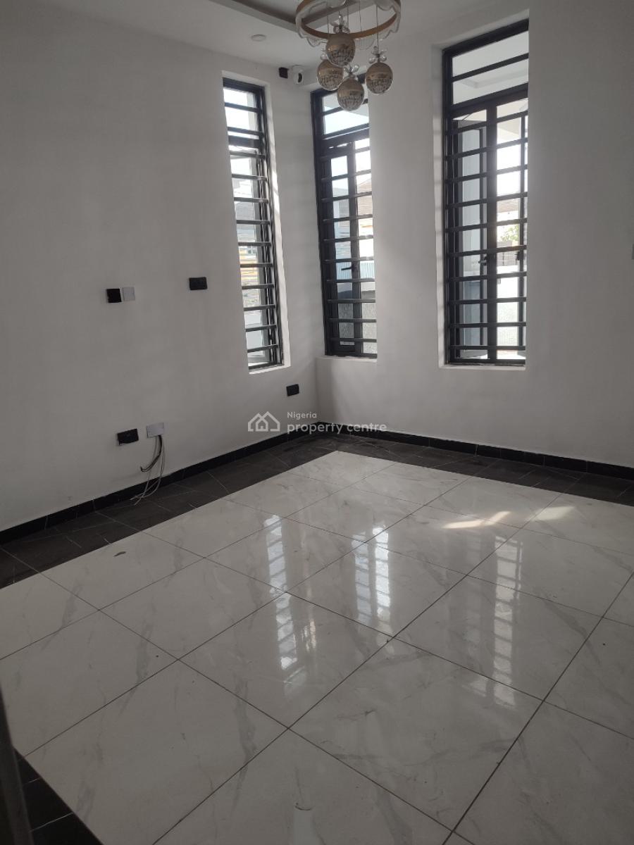 Well-finished Home in a Secure and High-value Lekki Neighborhood, Behind Chevron, Ikota, Lekki, Lagos, Terraced Duplex for Sale