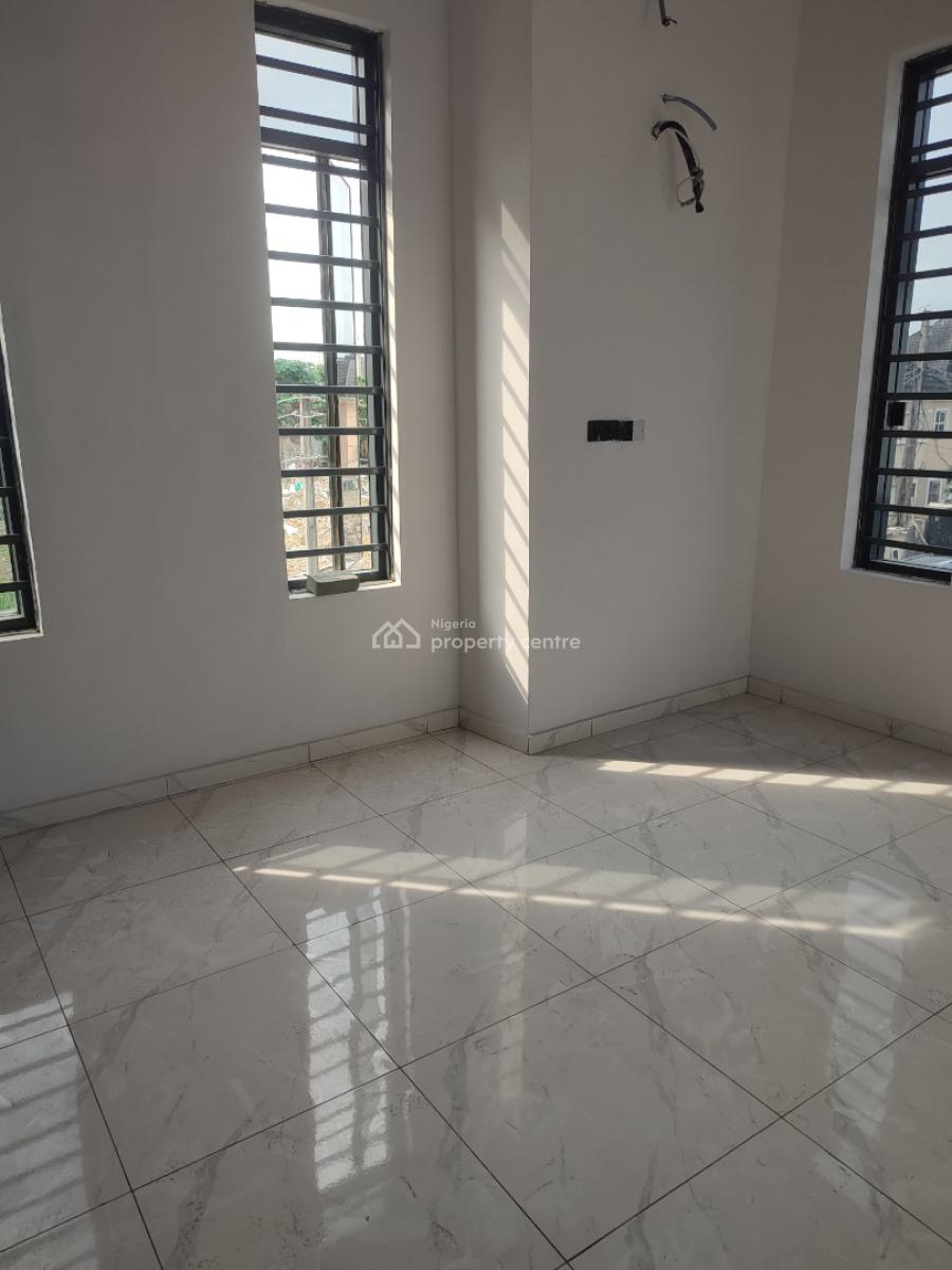 Well-finished Home in a Secure and High-value Lekki Neighborhood, Behind Chevron, Ikota, Lekki, Lagos, Terraced Duplex for Sale