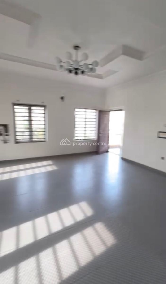 Well Maintained and Spacious Master Bedroom Selfcon, Ikota, Lekki, Lagos, Self Contain (single Rooms) for Rent