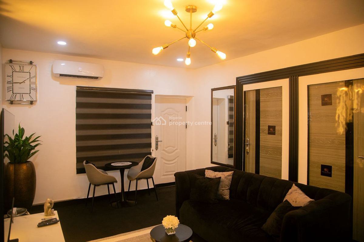 Luxurious One Bedroom, Custom Road Wuse Zone 3, Zone 3, Wuse, Abuja, Flat / Apartment Short Let