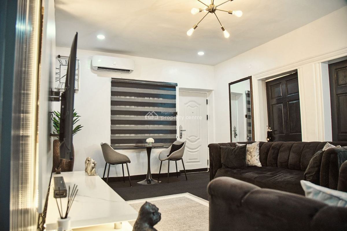 Luxurious One Bedroom, Custom Road Wuse Zone 3, Zone 3, Wuse, Abuja, Flat / Apartment Short Let