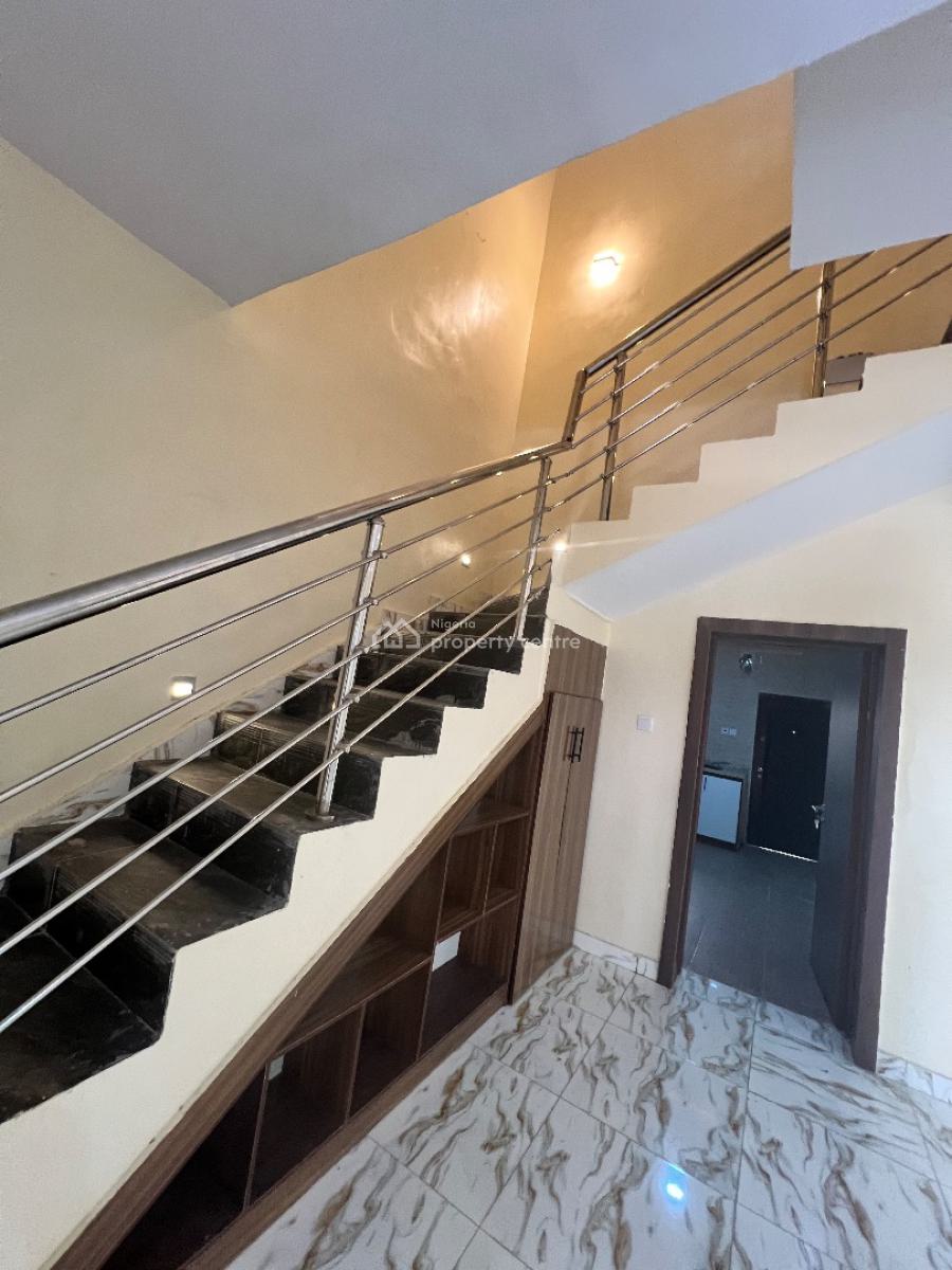 a Standard 3bedroom Duplex, Pepperoni Abraham Adesunya Ajah, Lekki Phase 2, Lekki, Lagos, Terraced Duplex for Rent