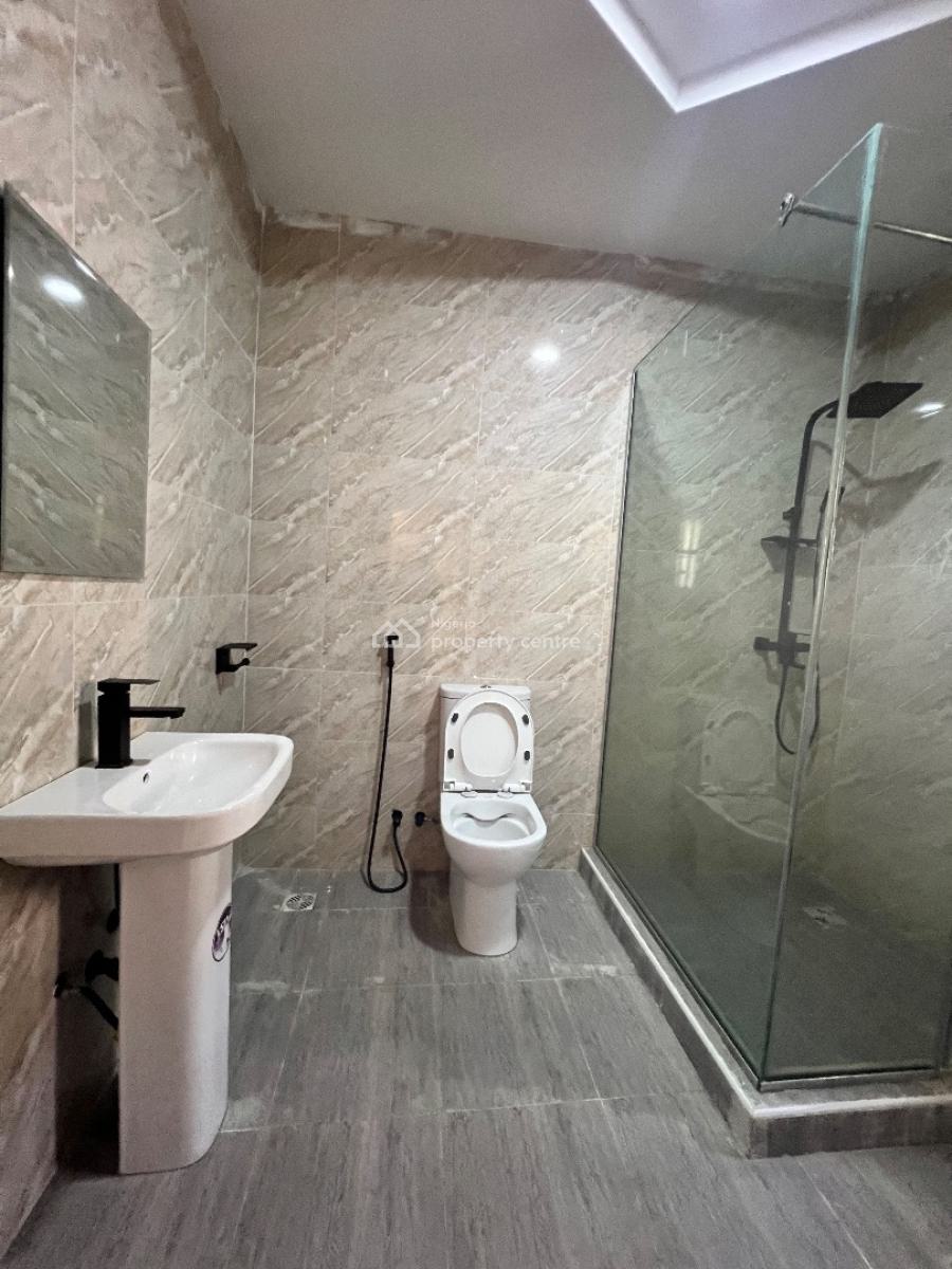 a Standard 3bedroom Duplex, Pepperoni Abraham Adesunya Ajah, Lekki Phase 2, Lekki, Lagos, Terraced Duplex for Rent