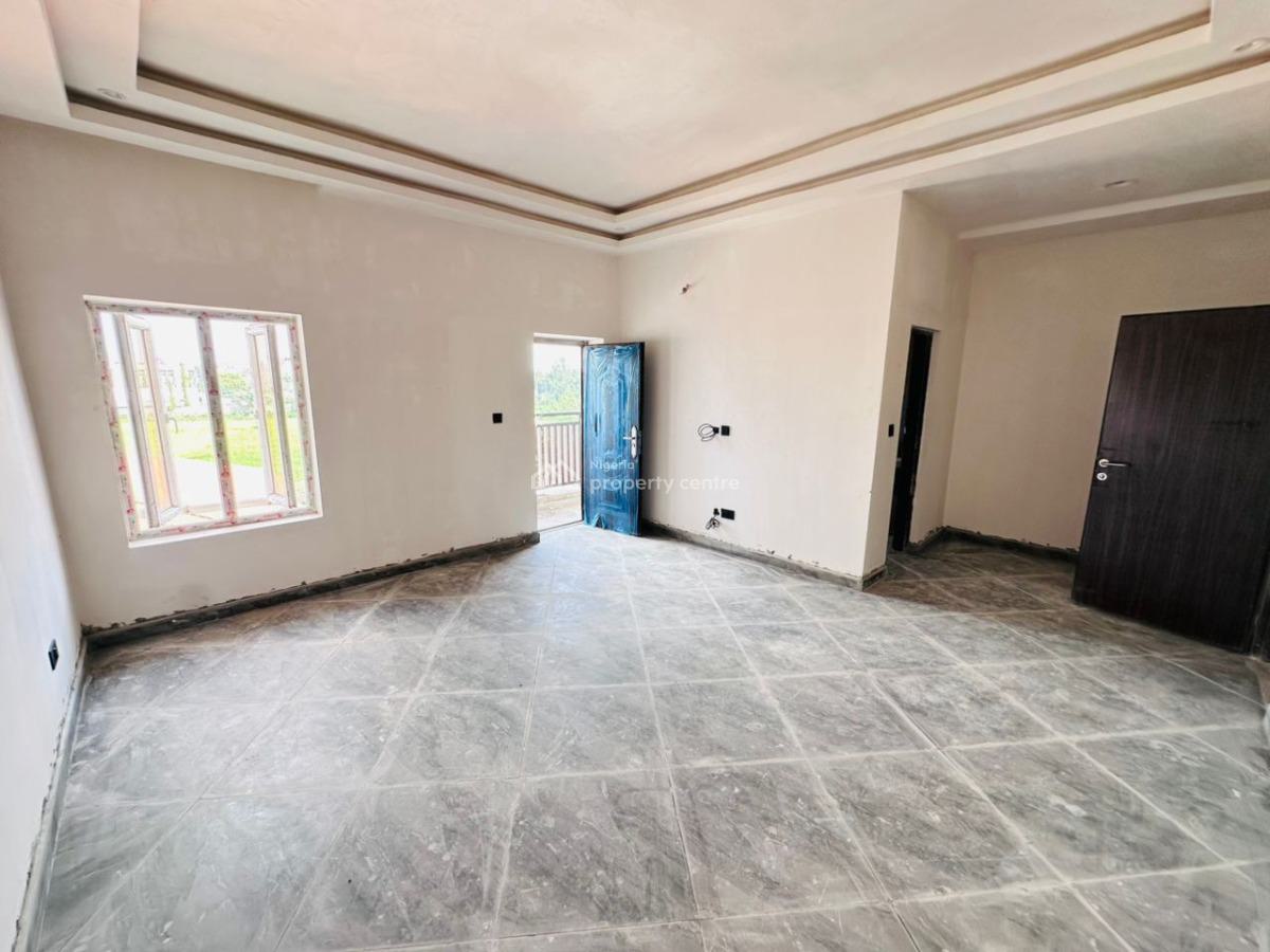 Distress  4-bedroom Terraced Duplex with Bq, Jahi, Abuja, Terraced Duplex for Sale