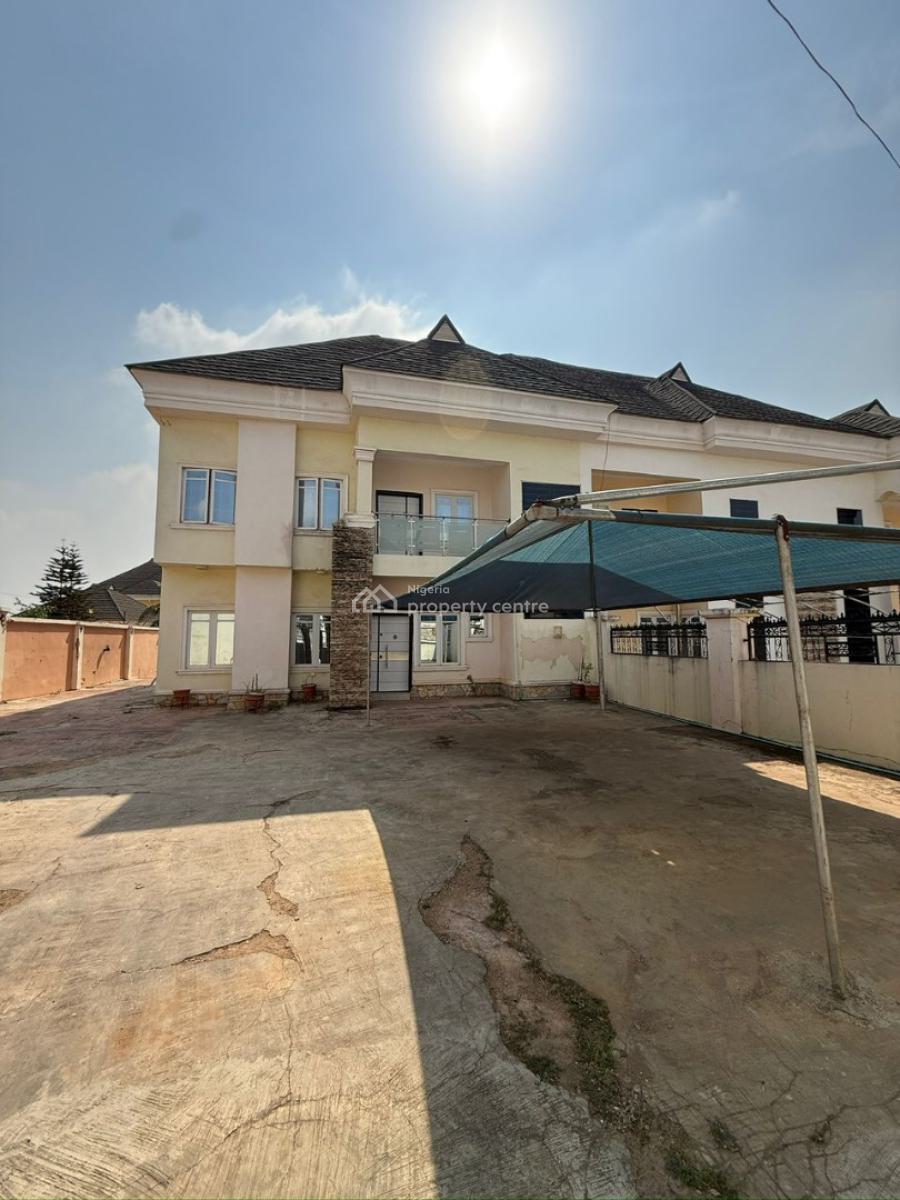 Spacious 4 Bedrooms Semi Detached Duplex with a Study Room, Location : Kolapo Ishola Gra, Akobo, Ibadan, Ibadan, Oyo, House for Rent