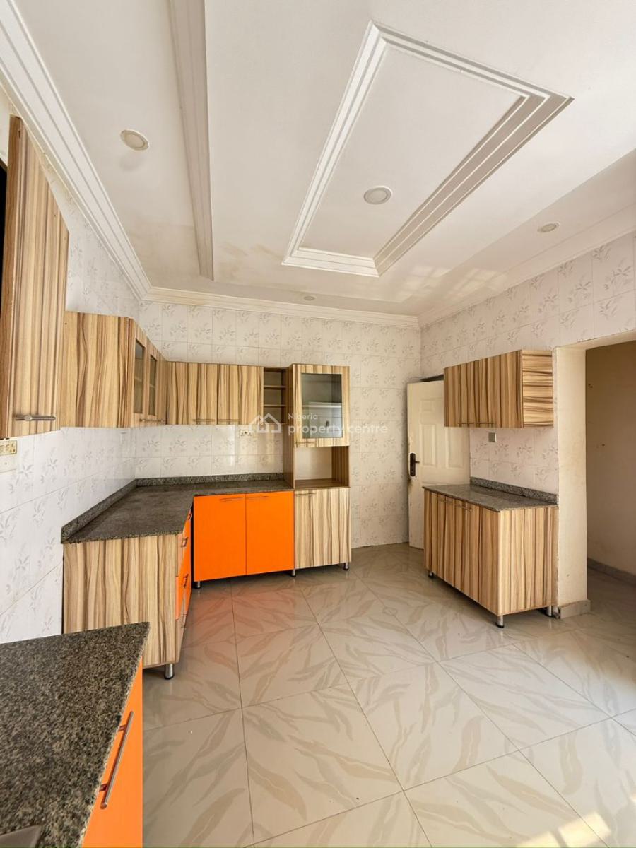 Spacious 4 Bedrooms Semi Detached Duplex with a Study Room, Location : Kolapo Ishola Gra, Akobo, Ibadan, Ibadan, Oyo, House for Rent