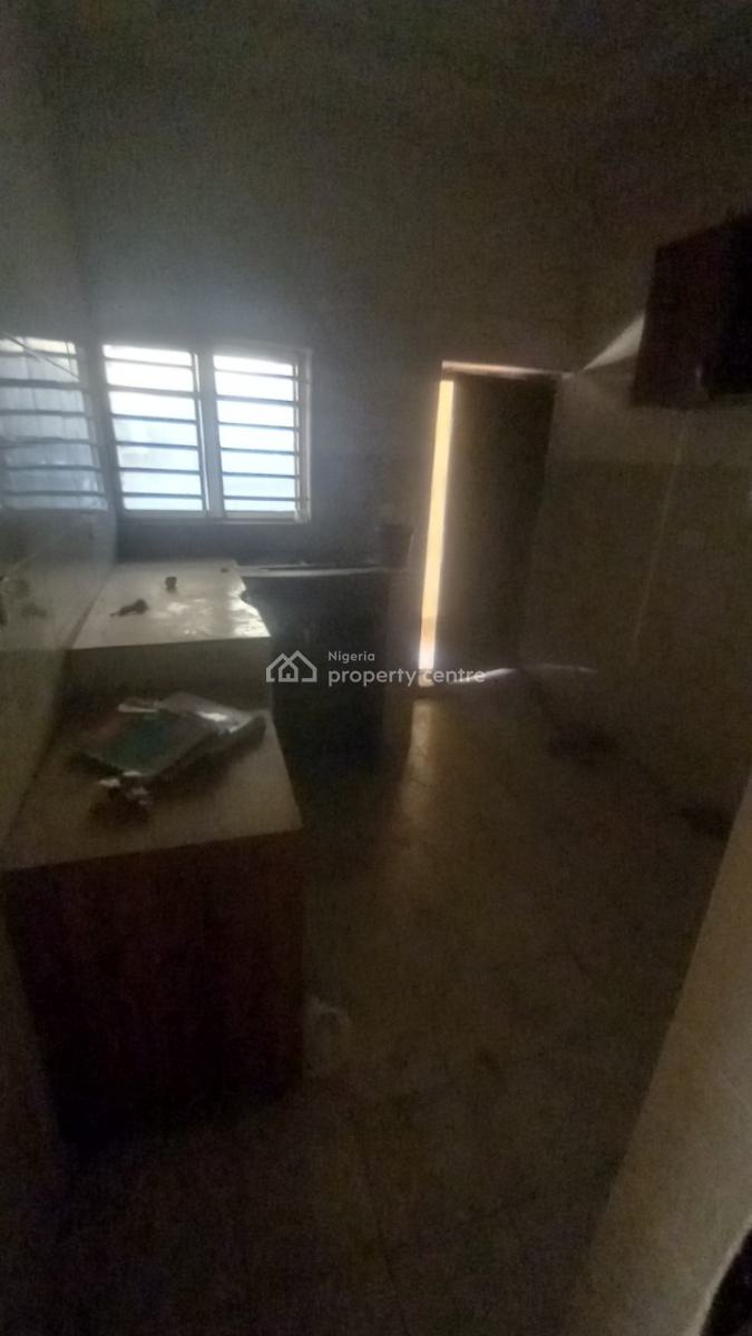 Spacious 2 Bedrooms Flat, News Engineering, Dawaki, Gwarinpa, Abuja, Flat / Apartment for Rent