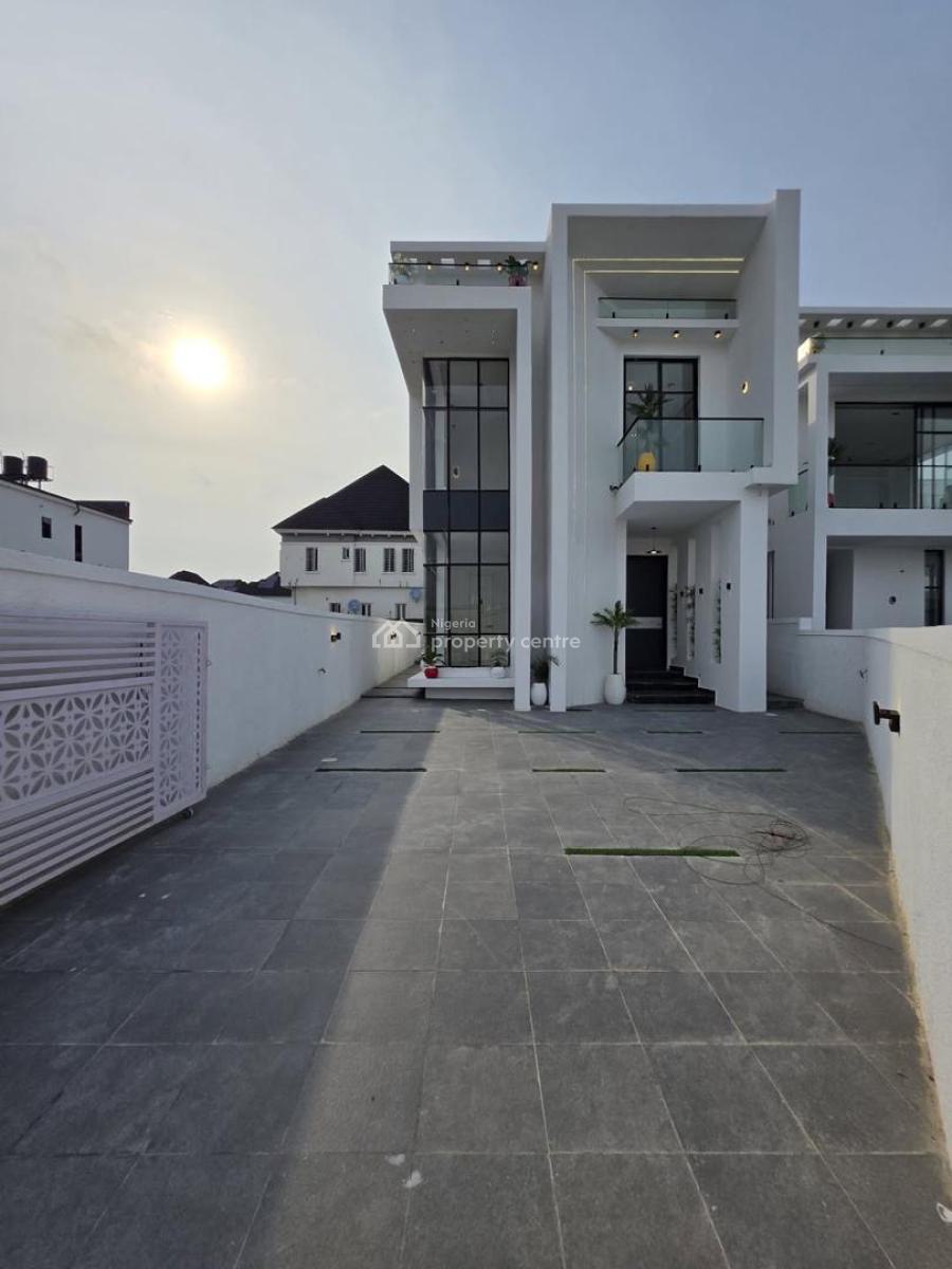 Exquisitely Detailed 5bedroom Fully Detached with Private Swimming Poo, Chevron, Lekki, Lagos, Detached Duplex for Sale