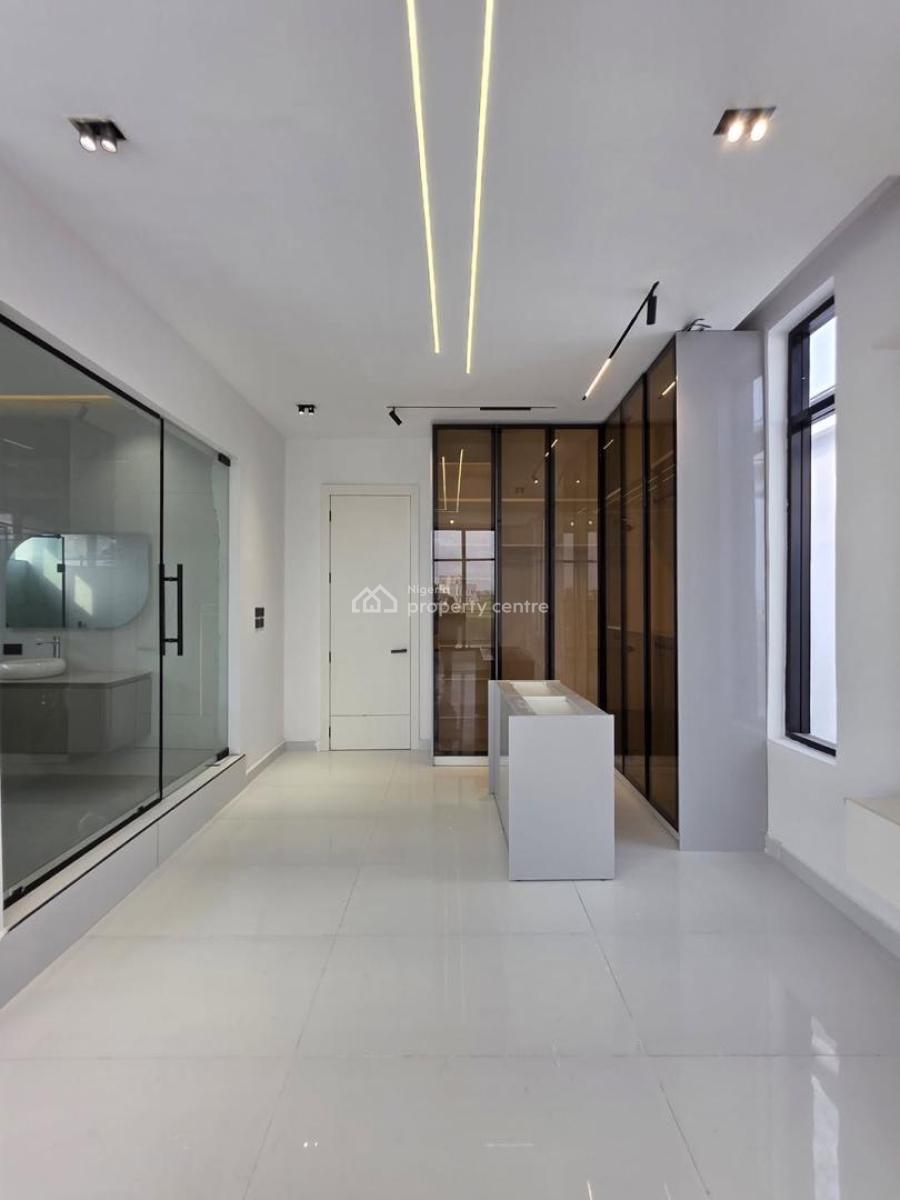 Exquisitely Detailed 5bedroom Fully Detached with Private Swimming Poo, Chevron, Lekki, Lagos, Detached Duplex for Sale