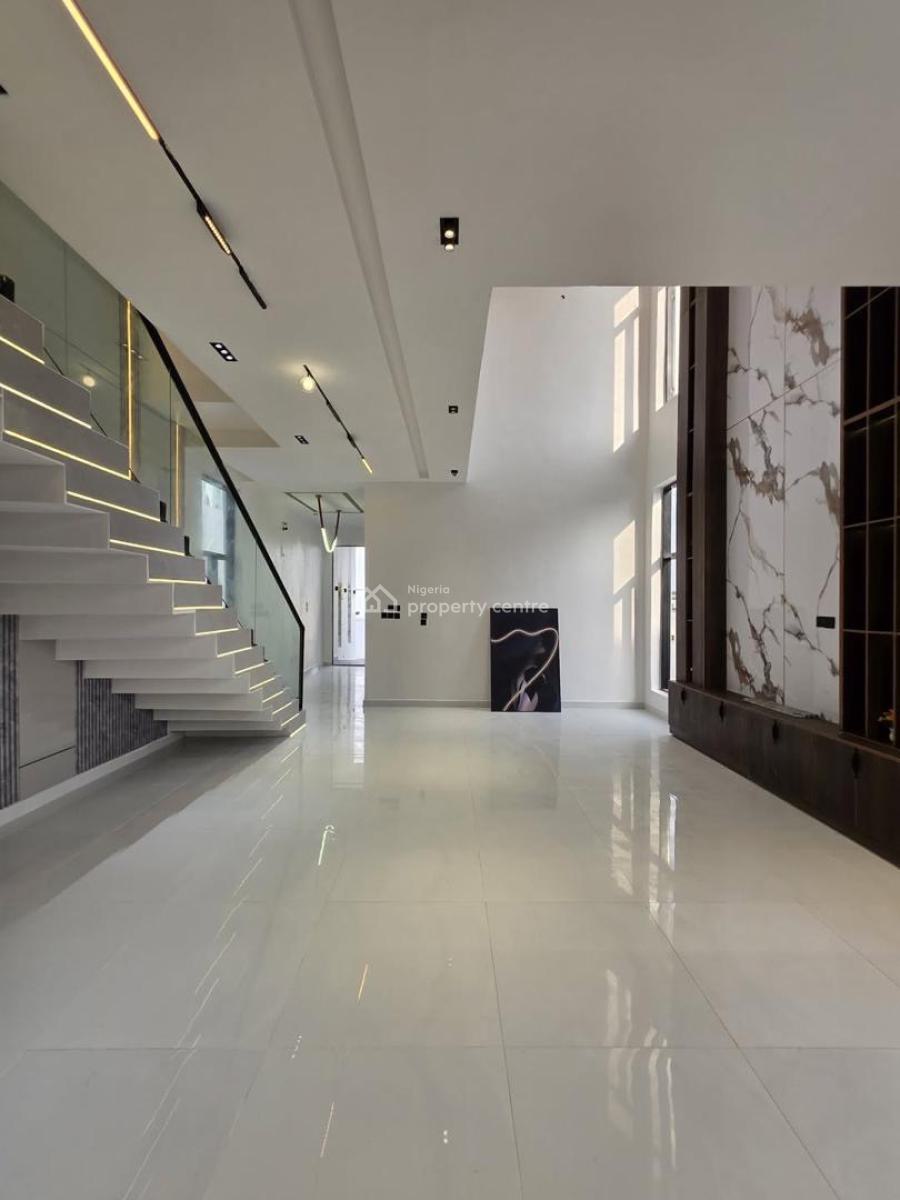 Exquisitely Detailed 5bedroom Fully Detached with Private Swimming Poo, Chevron, Lekki, Lagos, Detached Duplex for Sale