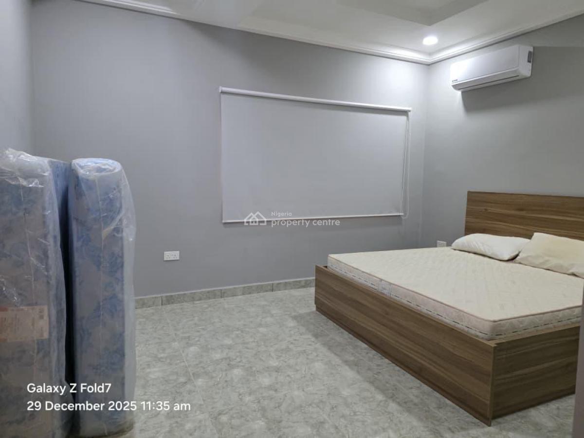 Luxurious 4bedrooms Terraces with with Bq It Comes with  Ac, Guzape District, Abuja, Terraced Duplex for Sale