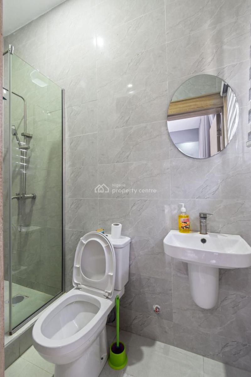 C*white Rose:* Urban 1 Bedroom Apartment with Swimming Pool and Othe, Lekki Phase 1, Lekki, Lagos, Flat / Apartment Short Let