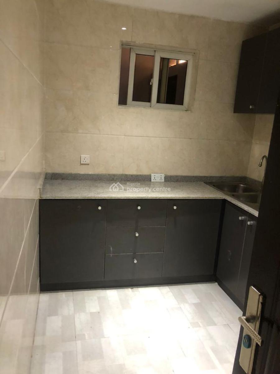 Portable Bq Shared Kitchen & Bathroom, Admiralty Way, Lekki Phase 1, Lekki, Lagos, Self Contain (single Rooms) for Rent