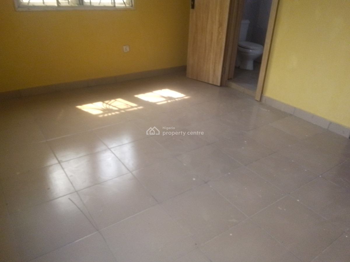 Spacious Luxury 3 Bedroom Flat with Excellent Features, Victor Nwanaforo Street., Ilaje, Ajah, Lagos, Flat / Apartment for Rent