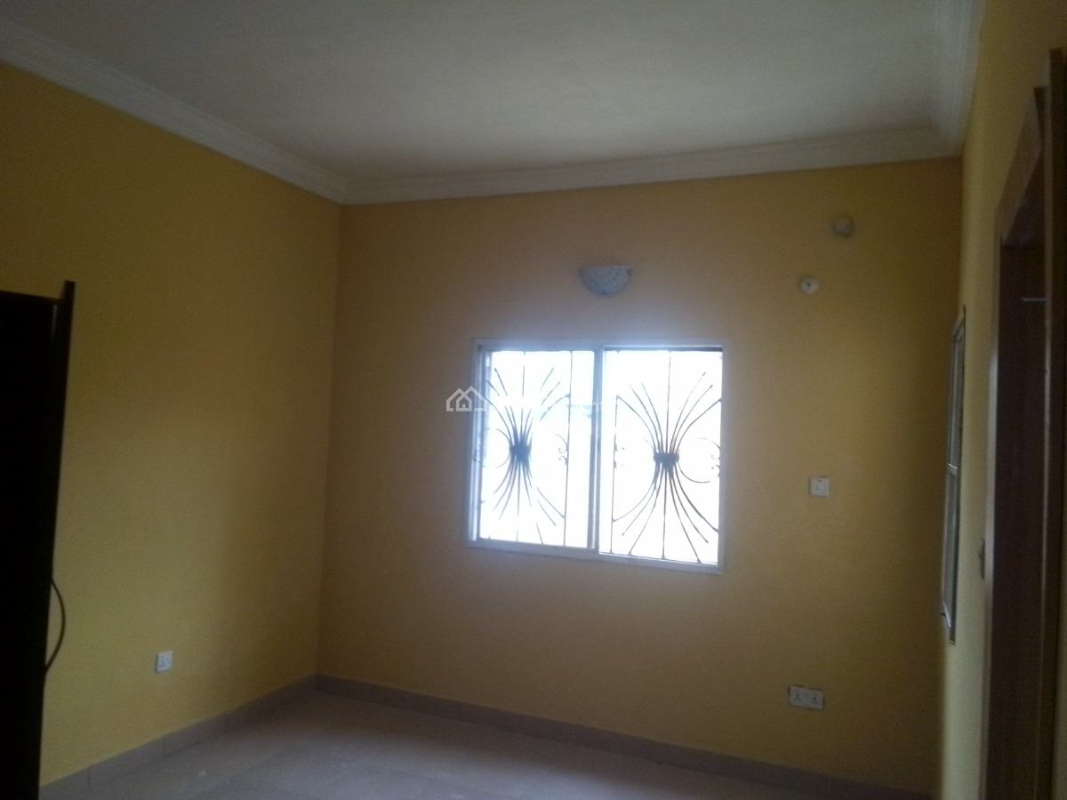 Spacious Luxury 3 Bedroom Flat with Excellent Features, Victor Nwanaforo Street., Ilaje, Ajah, Lagos, Flat / Apartment for Rent