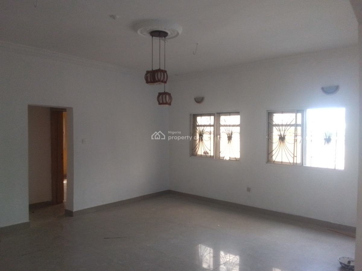 Spacious Luxury 3 Bedroom Flat with Excellent Features, Victor Nwanaforo Street., Ilaje, Ajah, Lagos, Flat / Apartment for Rent
