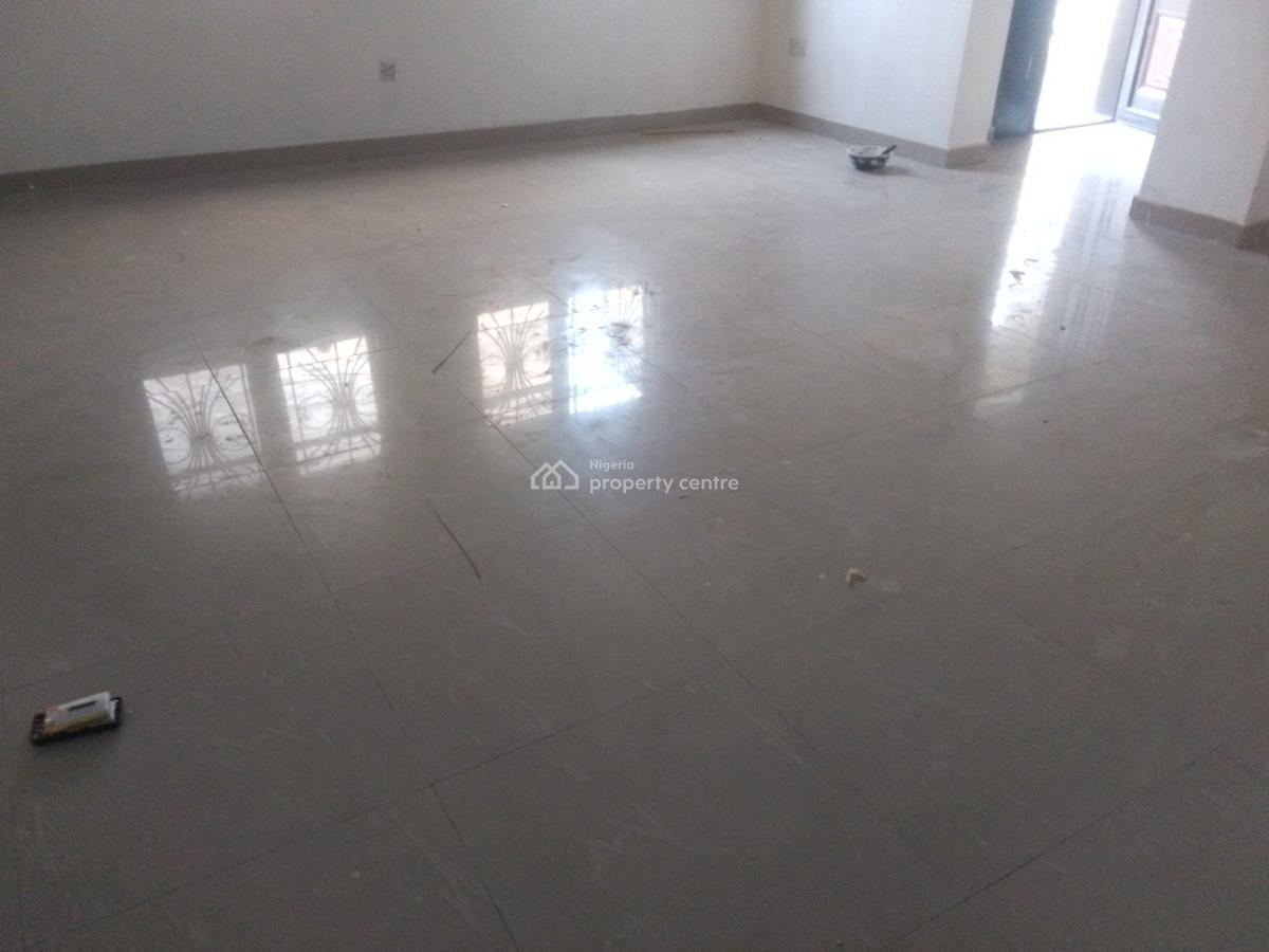 Spacious Luxury 3 Bedroom Flat with Excellent Features, Victor Nwanaforo Street., Ilaje, Ajah, Lagos, Flat / Apartment for Rent