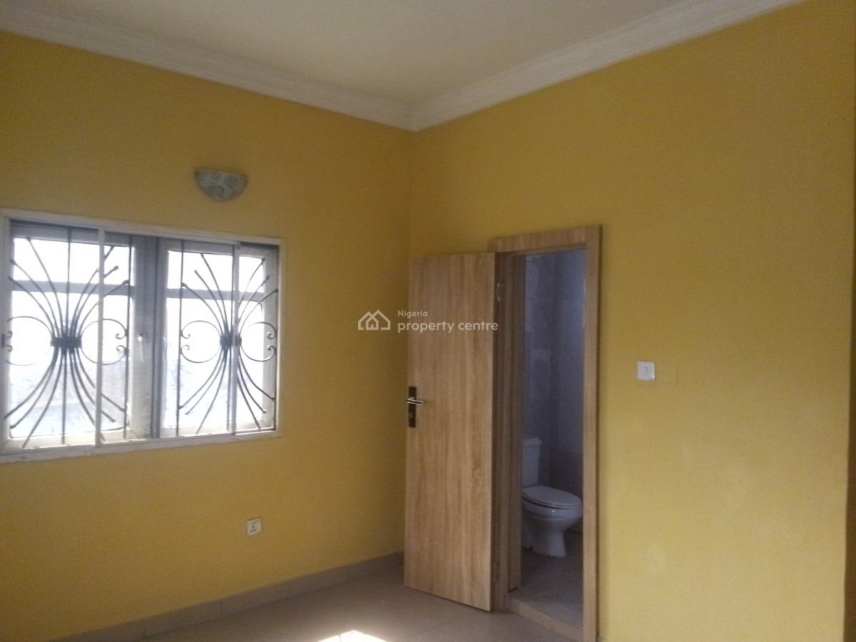 Spacious Luxury 3 Bedroom Flat with Excellent Features, Victor Nwanaforo Street., Ilaje, Ajah, Lagos, Flat / Apartment for Rent
