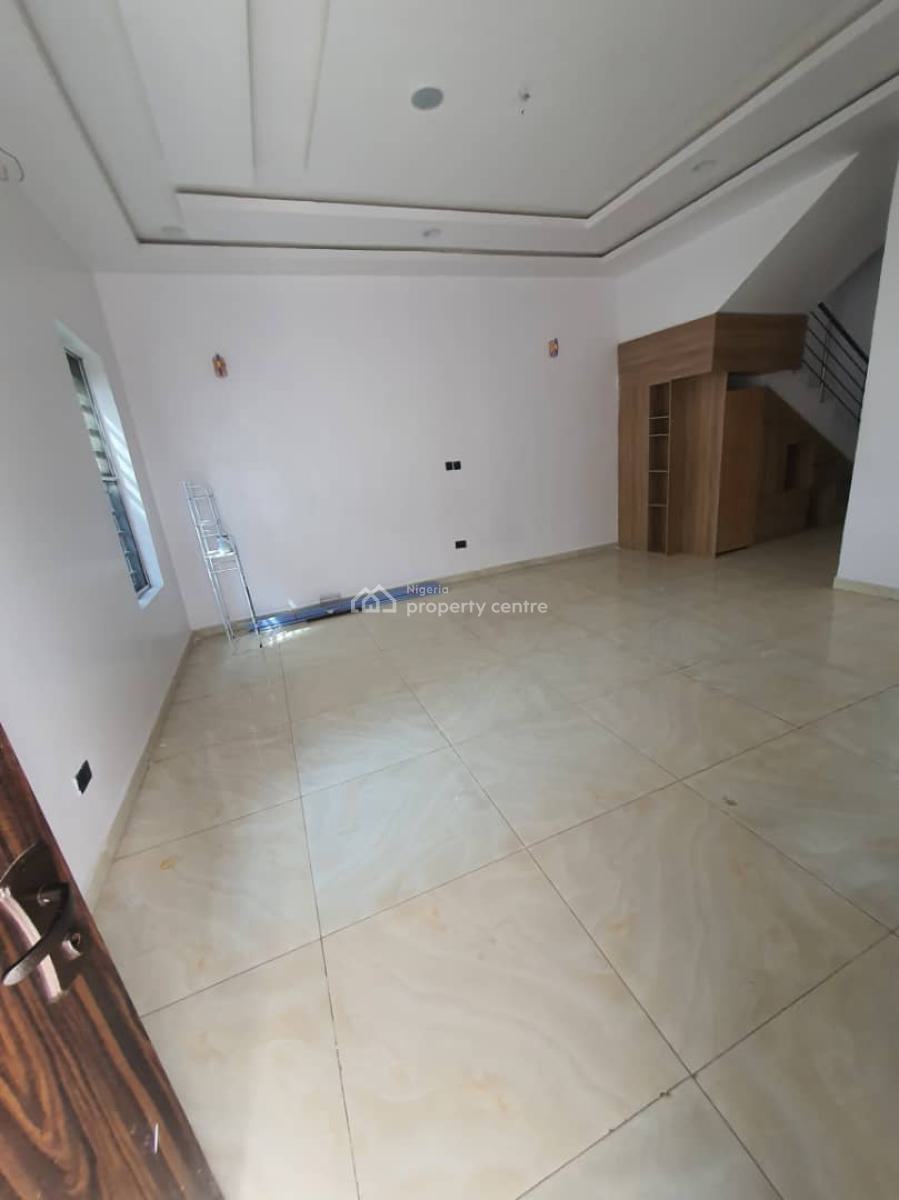 Spacious Studio Apartment with Dining Space, Orchid Road, Lekki, Lagos, Self Contain (single Rooms) for Rent