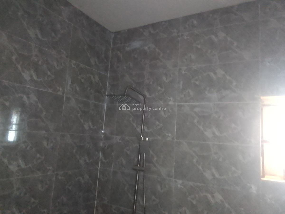 Newly Buildt Spacious Luxury 2 Bedroom Flat with Excellent Features, Victor Nwanaforo, Ilaje, Ajah, Lagos, Flat / Apartment for Rent