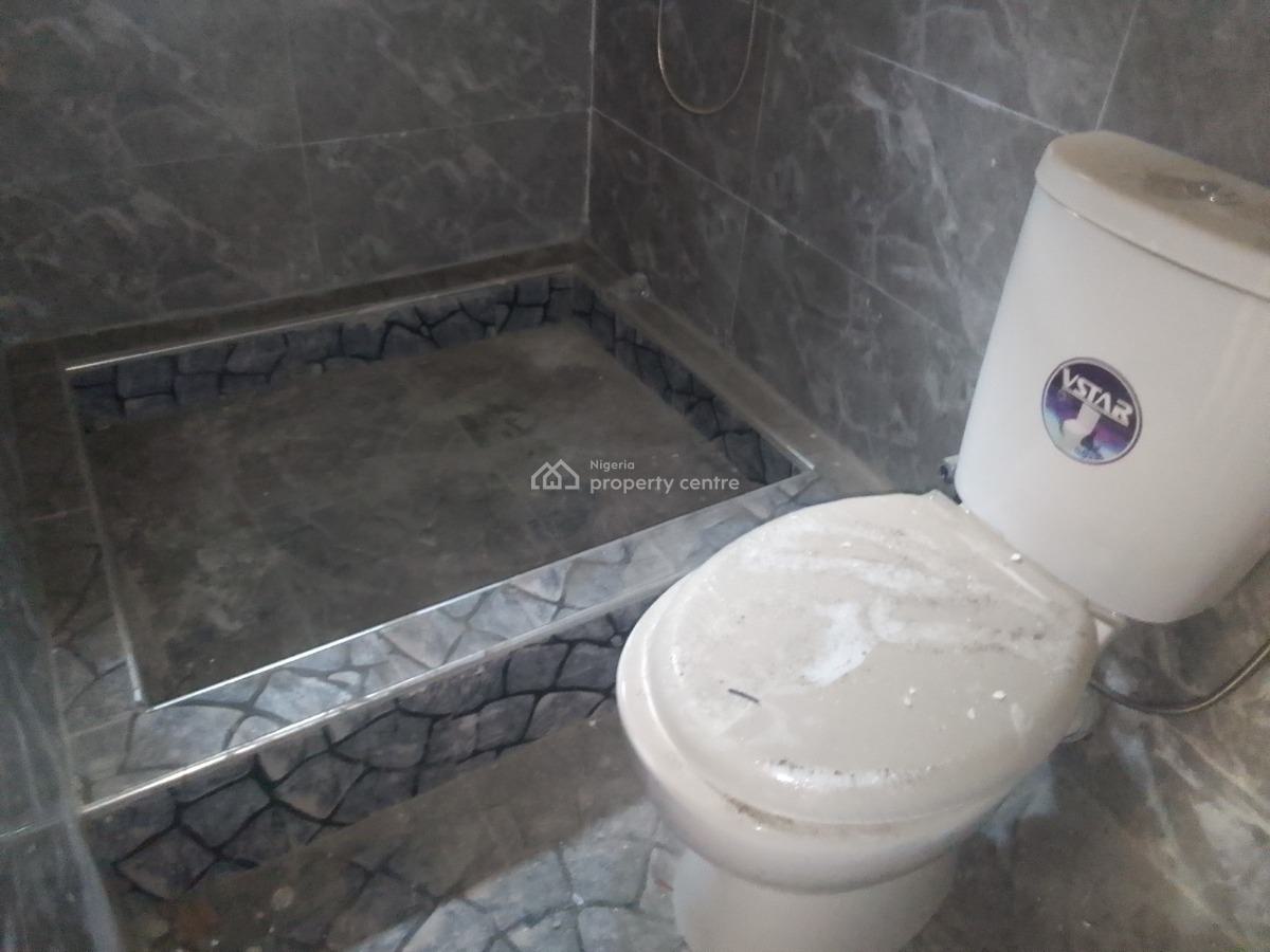 Newly Buildt Spacious Luxury 2 Bedroom Flat with Excellent Features, Victor Nwanaforo, Ilaje, Ajah, Lagos, Flat / Apartment for Rent