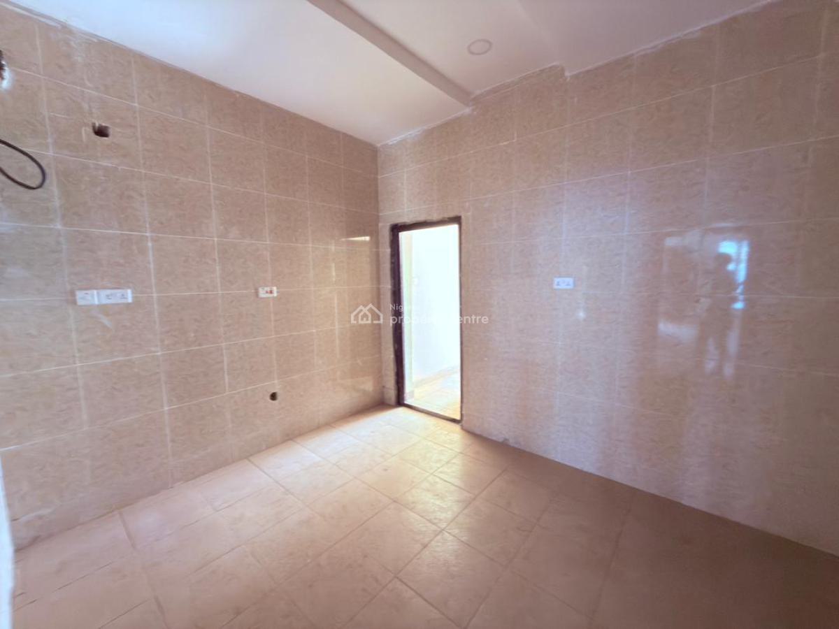 3 Bedroom Terrace with Bq, Gaduwa, Abuja, Terraced Duplex for Sale