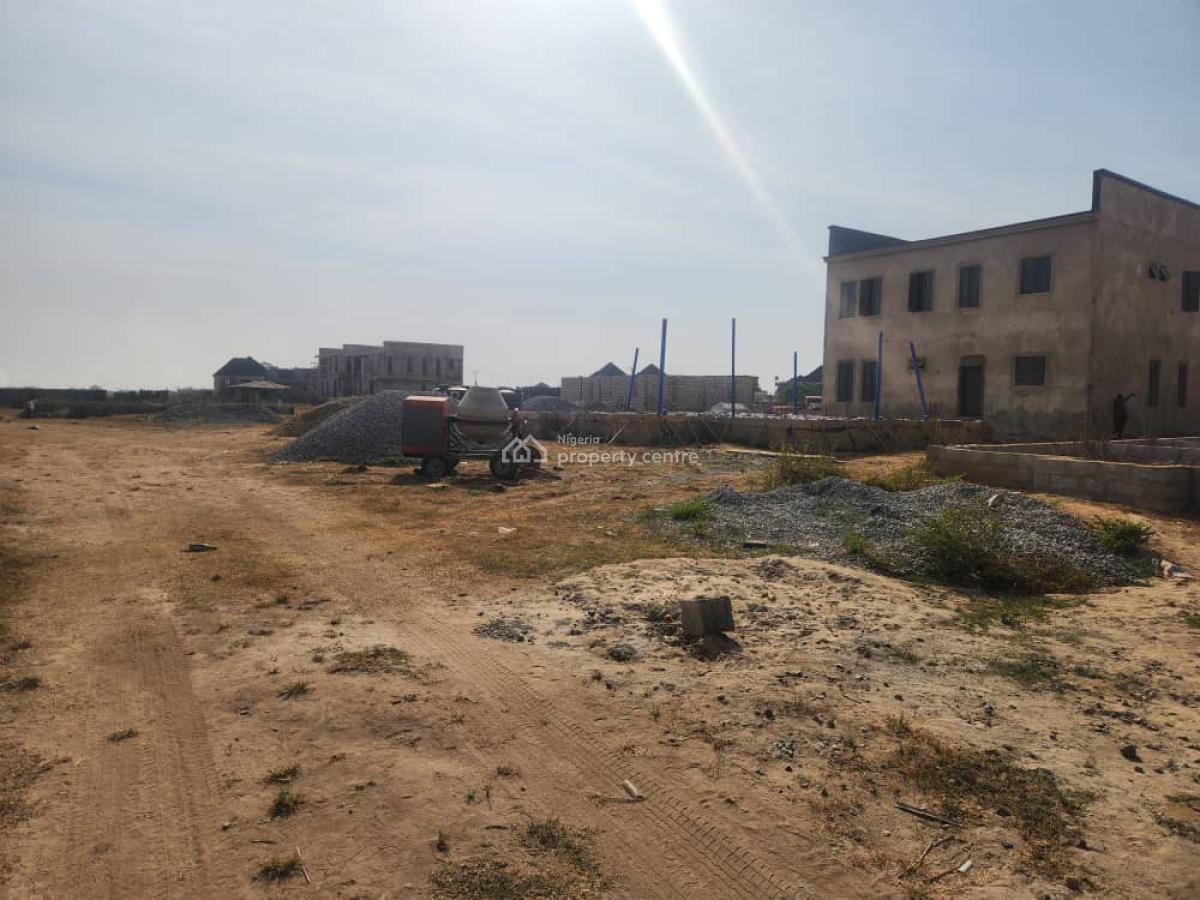 4bedroom Terrence Duplex, Suram Estate, Pyakasa, Lugbe District, Abuja, Terraced Duplex for Sale