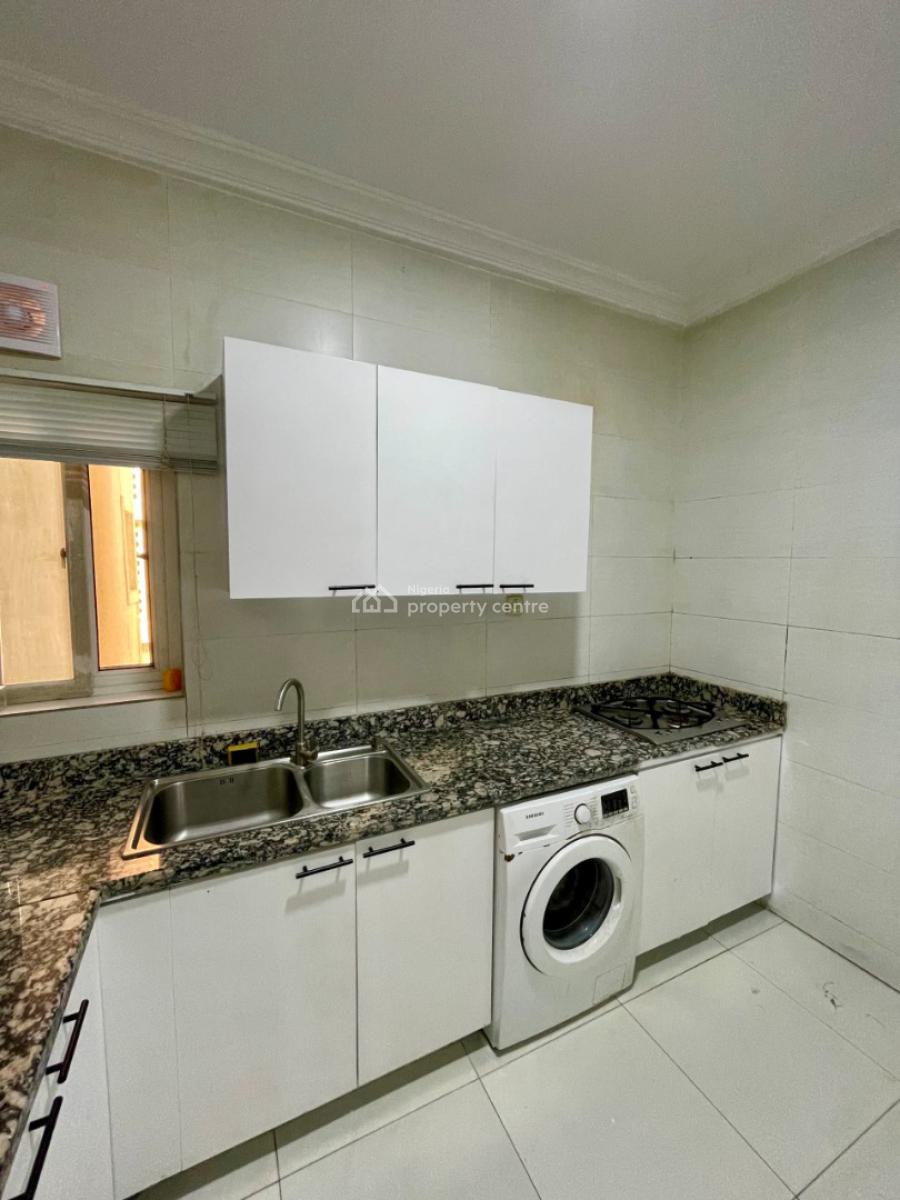 Fully Serviced and Furnished 2bedroom Apartment, Off Admiralty Way, Lekki Phase 1, Lekki, Lagos, Flat / Apartment for Rent