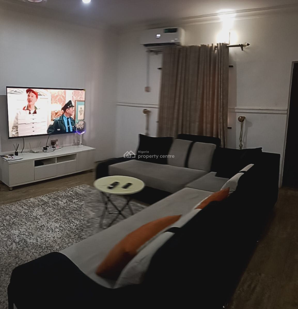 4bedroom Semi Detached Suplex, Omole Estate Phase 1, Ikeja, Lagos, Semi-detached Duplex Short Let