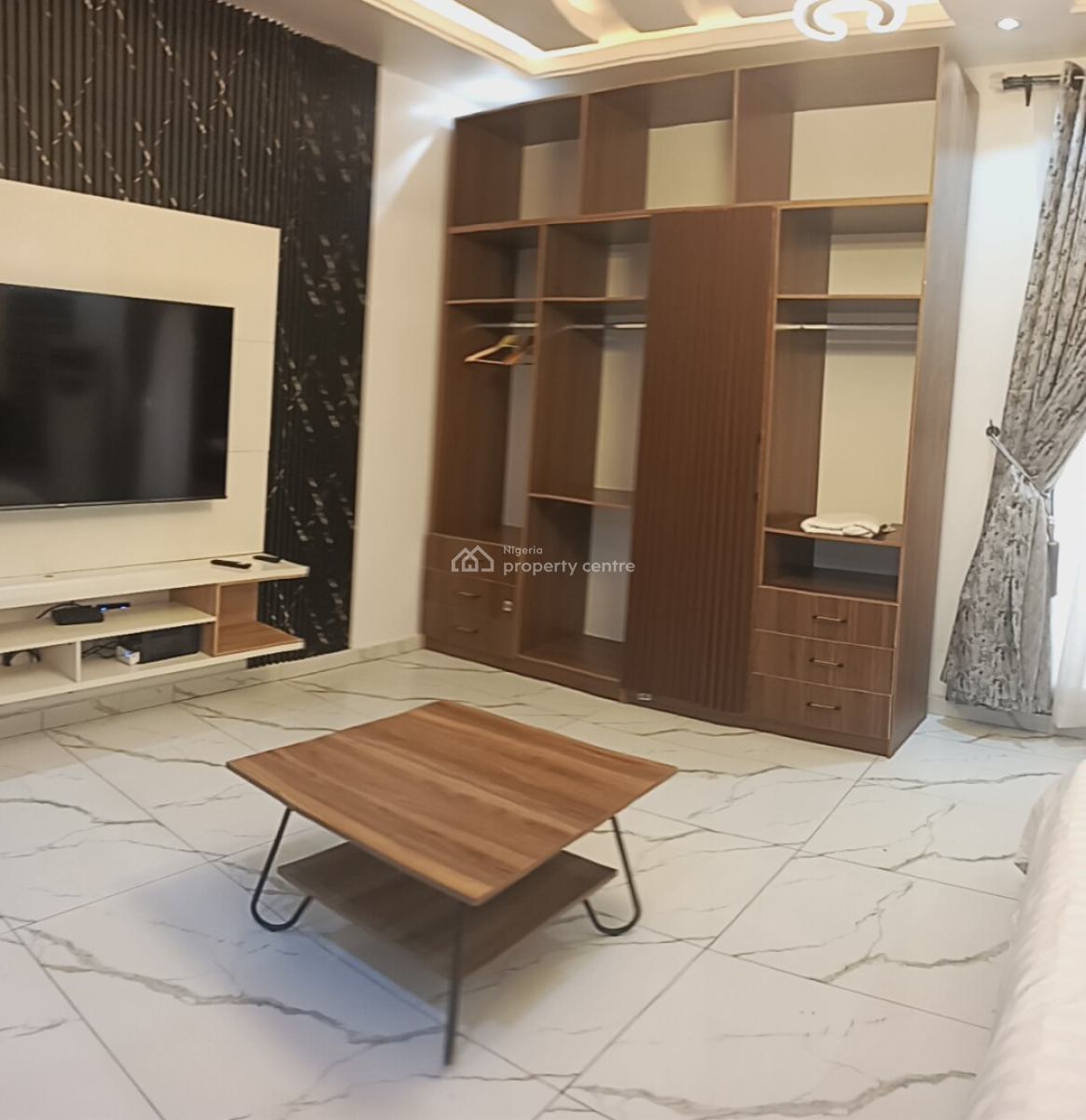 4bedroom Semi Detached Suplex, Omole Estate Phase 1, Ikeja, Lagos, Semi-detached Duplex Short Let