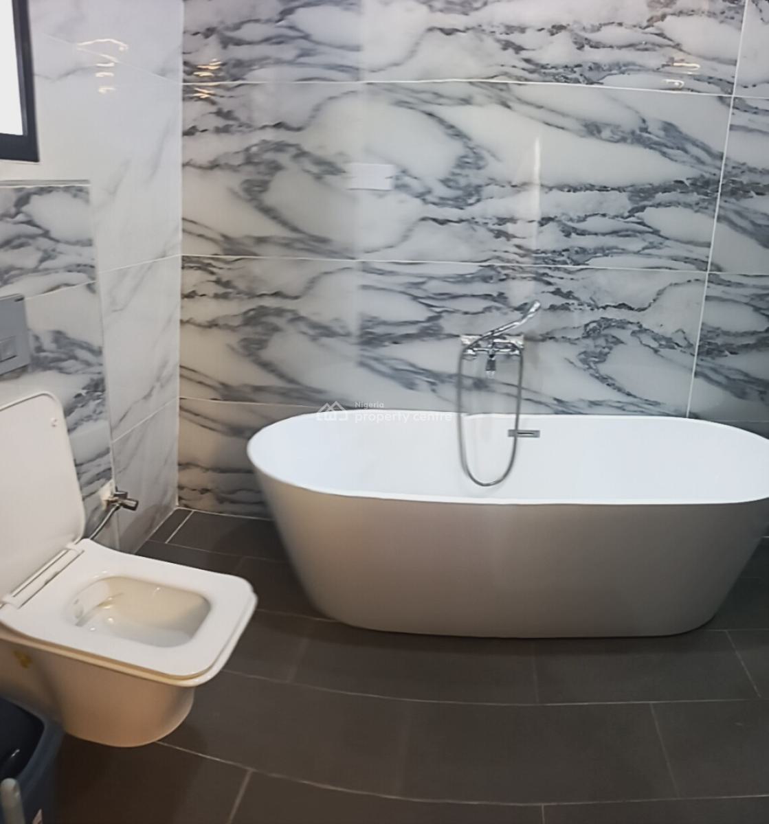 4bedroom Semi Detached Suplex, Omole Estate Phase 1, Ikeja, Lagos, Semi-detached Duplex Short Let