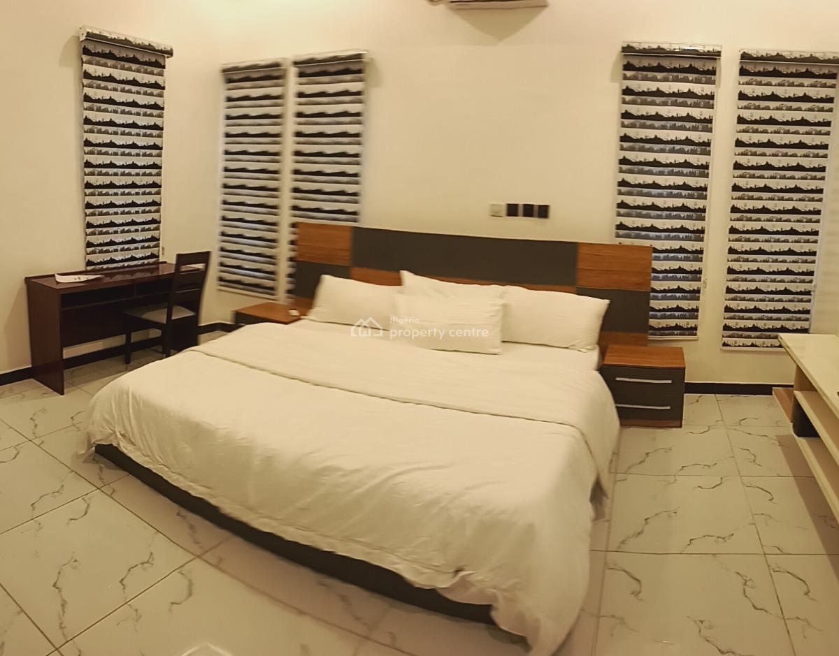 4bedroom Semi Detached Suplex, Omole Estate Phase 1, Ikeja, Lagos, Semi-detached Duplex Short Let