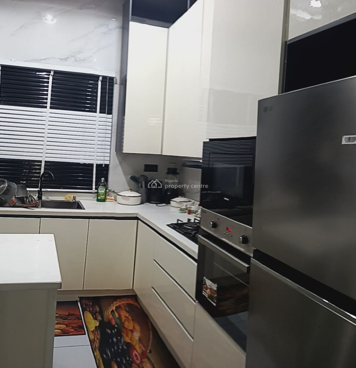 4bedroom Semi Detached Suplex, Omole Estate Phase 1, Ikeja, Lagos, Semi-detached Duplex Short Let