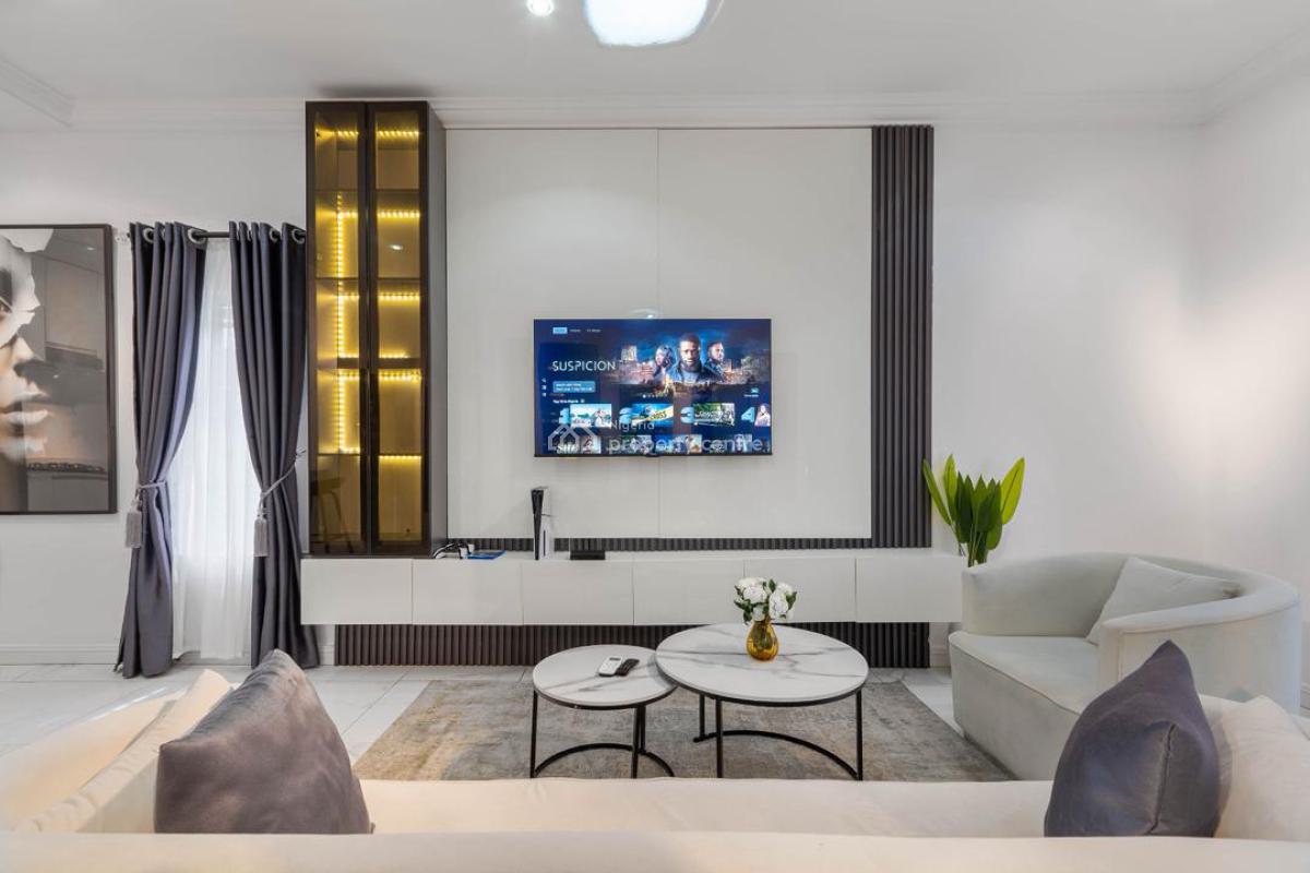 Cozy 1bedroom Apartment with Ps5, Ikate, Lekki, Lagos, Flat / Apartment Short Let