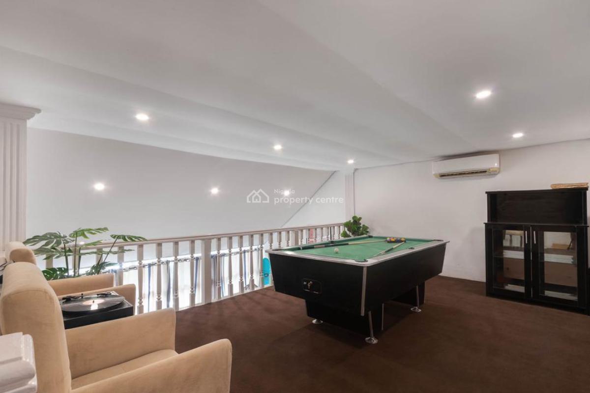 Two Bedroom Waterfront Apartment with Snooker & Gym, Lekki Phase 1, Lekki, Lagos, Flat / Apartment Short Let