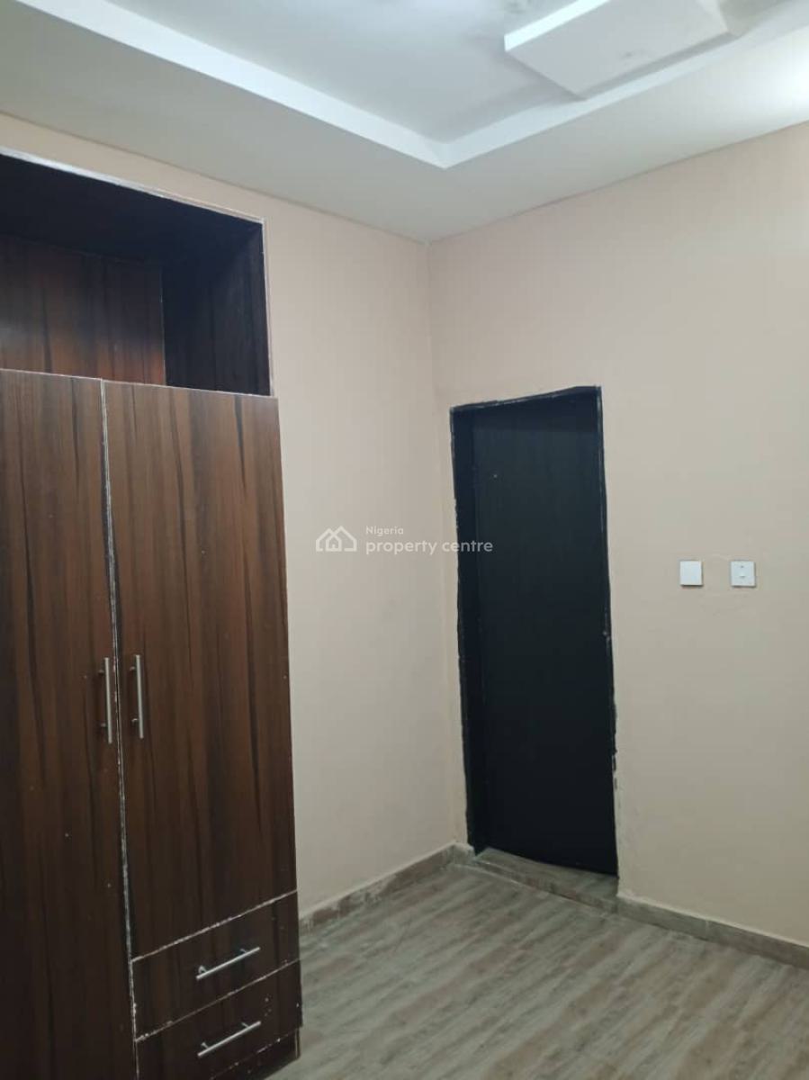 Luxury 2 Bedroom Flat, Gra Phase 1, Magodo, Lagos, Flat / Apartment for Rent