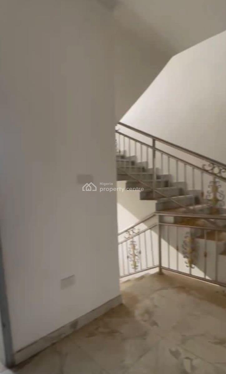 Exclusive 4 Nos of 4 Luxury 4 Bedroom Terrace Duplexes, Guzape Main, Guzape District, Abuja, House for Sale