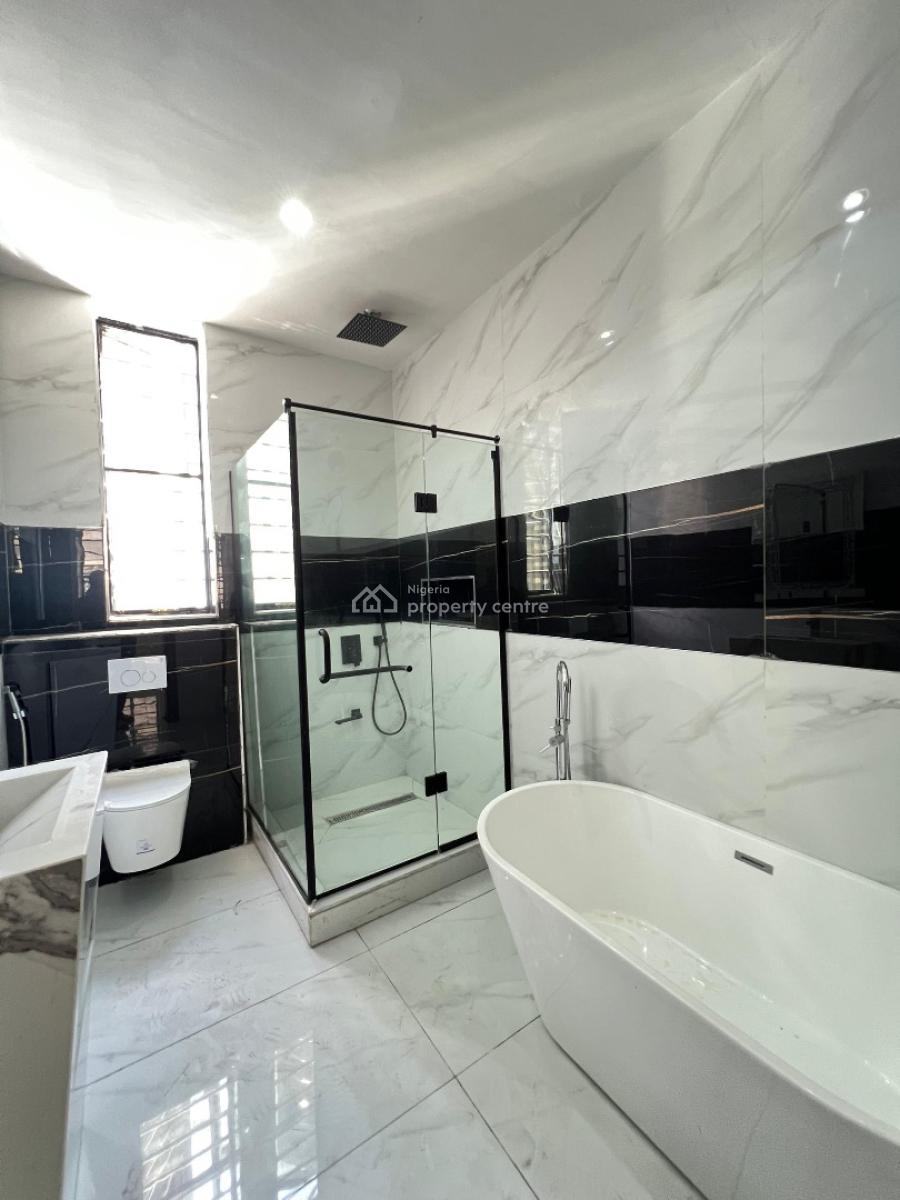 a Well Finish 3bedroom Apartment, Lekki Phase 1, Lekki, Lagos, House for Sale