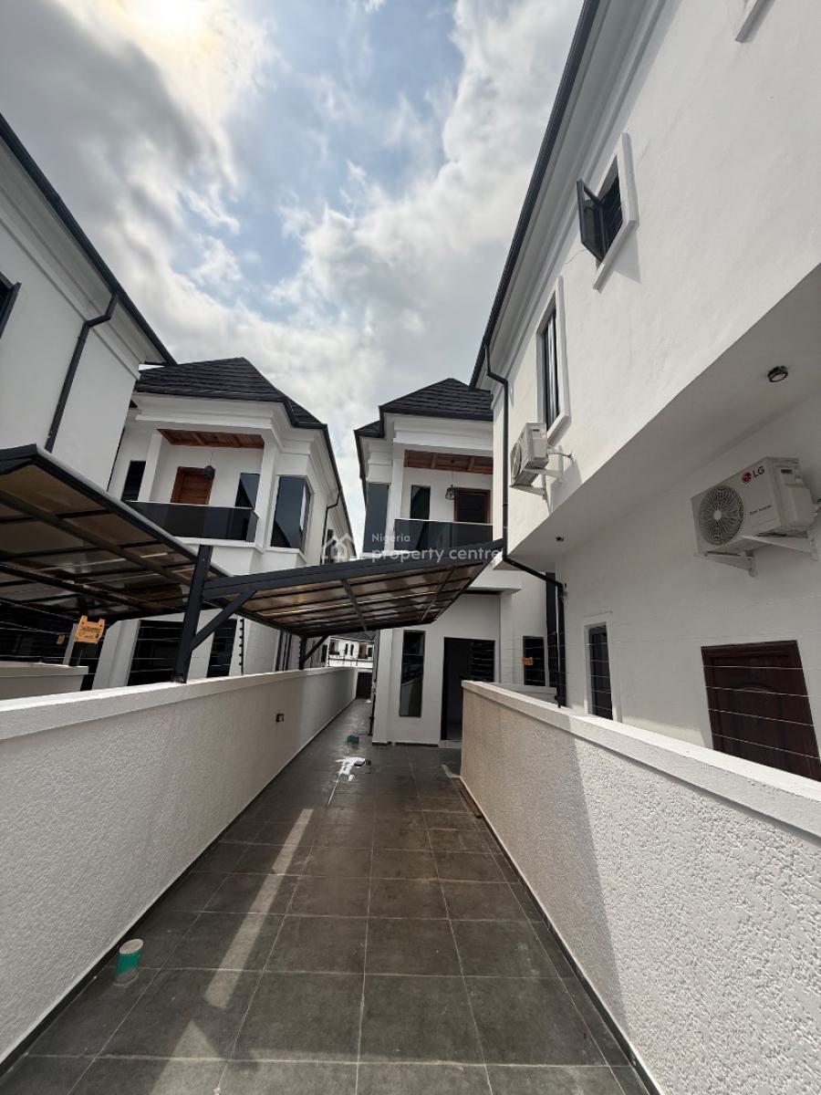 Brand New 4 Bedroom Fully Detached Duplex with Bq for Distress, Orchid Road(royal Pine Estate), Lekki Phase 2, Lekki, Lagos, Detached Duplex for Sale