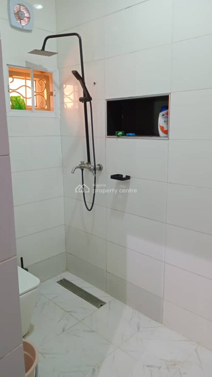 Furnished 2 Bedrooms Flat, Life Camp, Abuja, Flat / Apartment for Rent