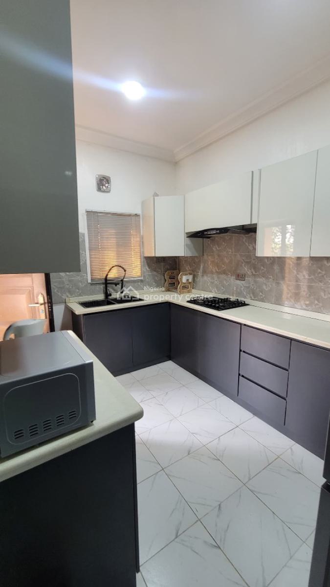 Furnished 2 Bedrooms Flat, Life Camp, Abuja, Flat / Apartment for Rent