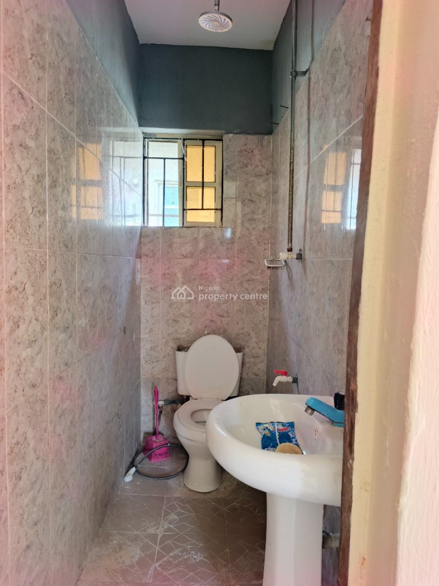 Smart Spacious Mini Flat (room and Parlor) Apartment., in Estate at Ogombo Abraham Adesanya Axis, Ajah Lagos., Ajah, Lagos, Mini Flat (room and Parlour) for Rent