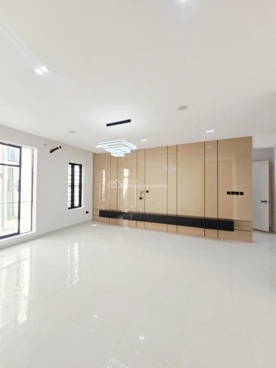 Luxury 2 Bedroom Apartment, Ologolo, Lekki, Lagos, Flat / Apartment for Sale